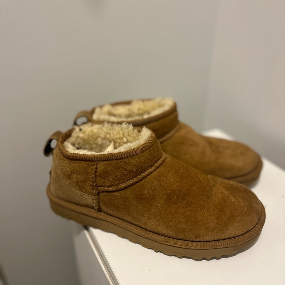 UGG Women's Tan Suede Slippers